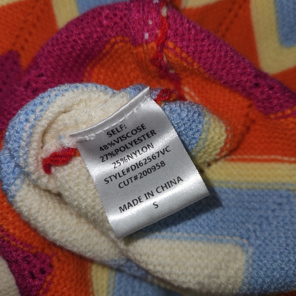 Colorful Small FORE 48% Vicose 27% Polyester 25% Nylon Knit Dress - Picture 4 of 4